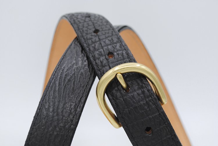 Black Shark Leather Belt, Round Buckle